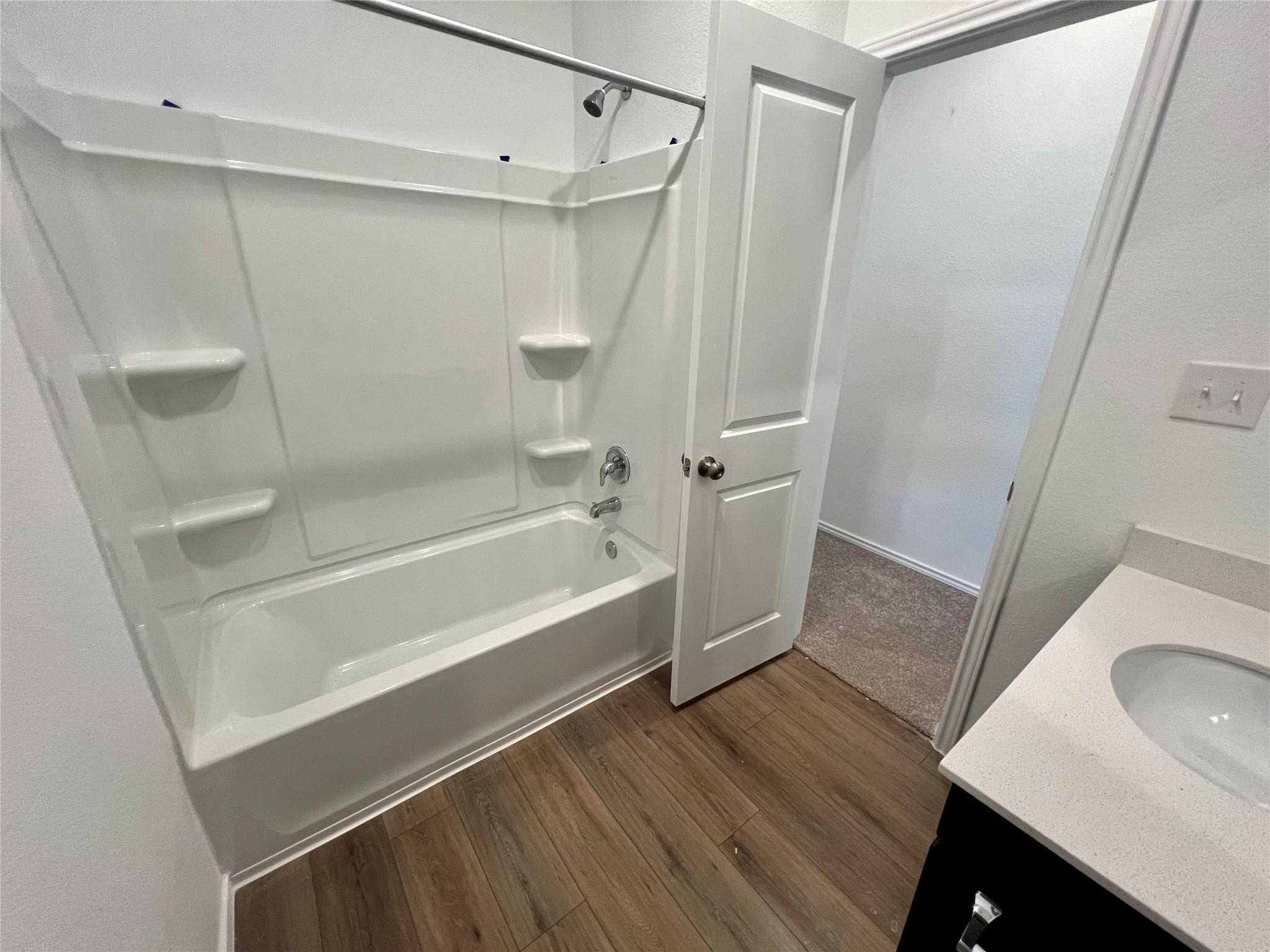 2400 Fullmoon Dr, Lockhart, TX 78644