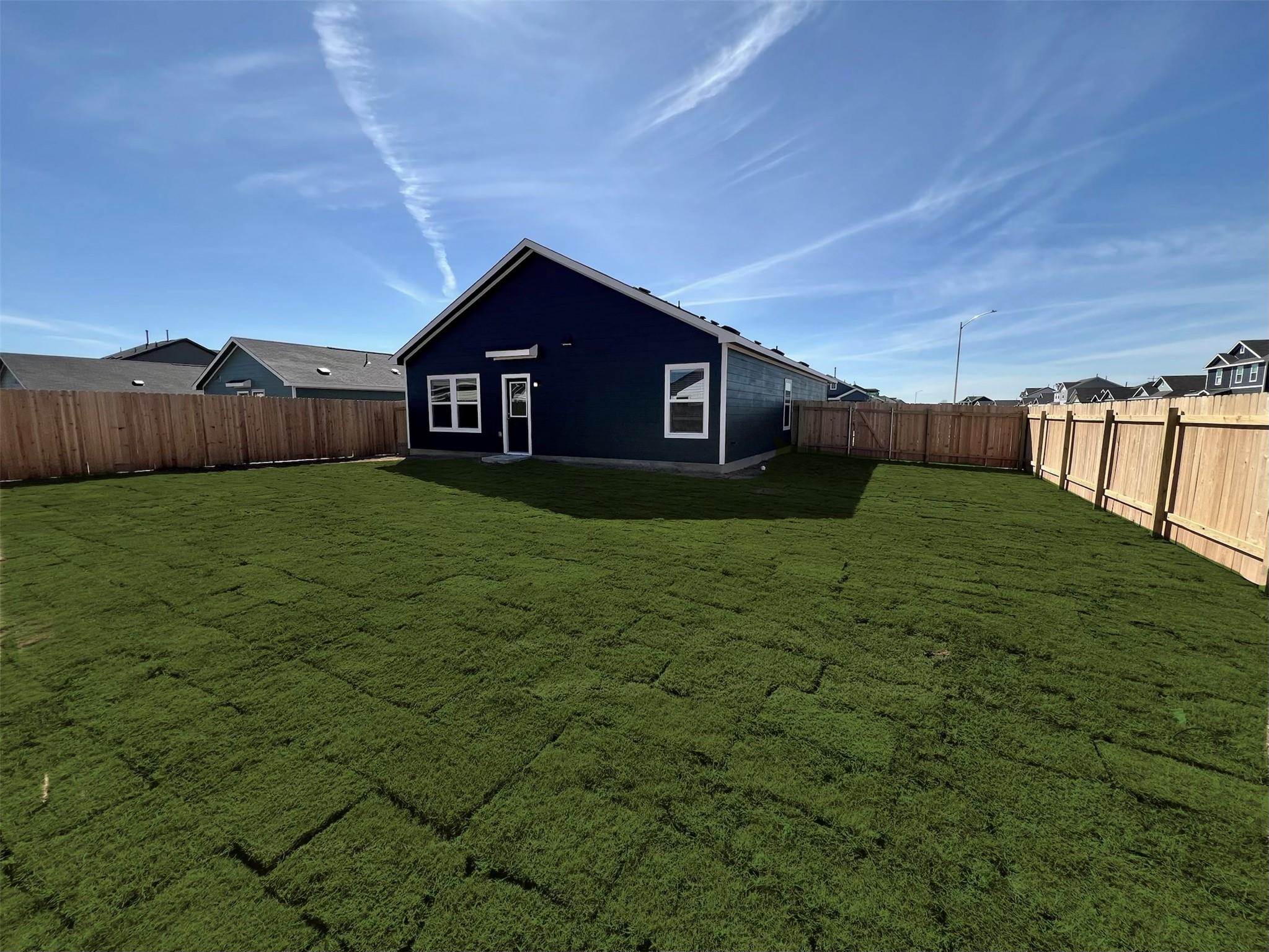 2400 Fullmoon Dr, Lockhart, TX 78644