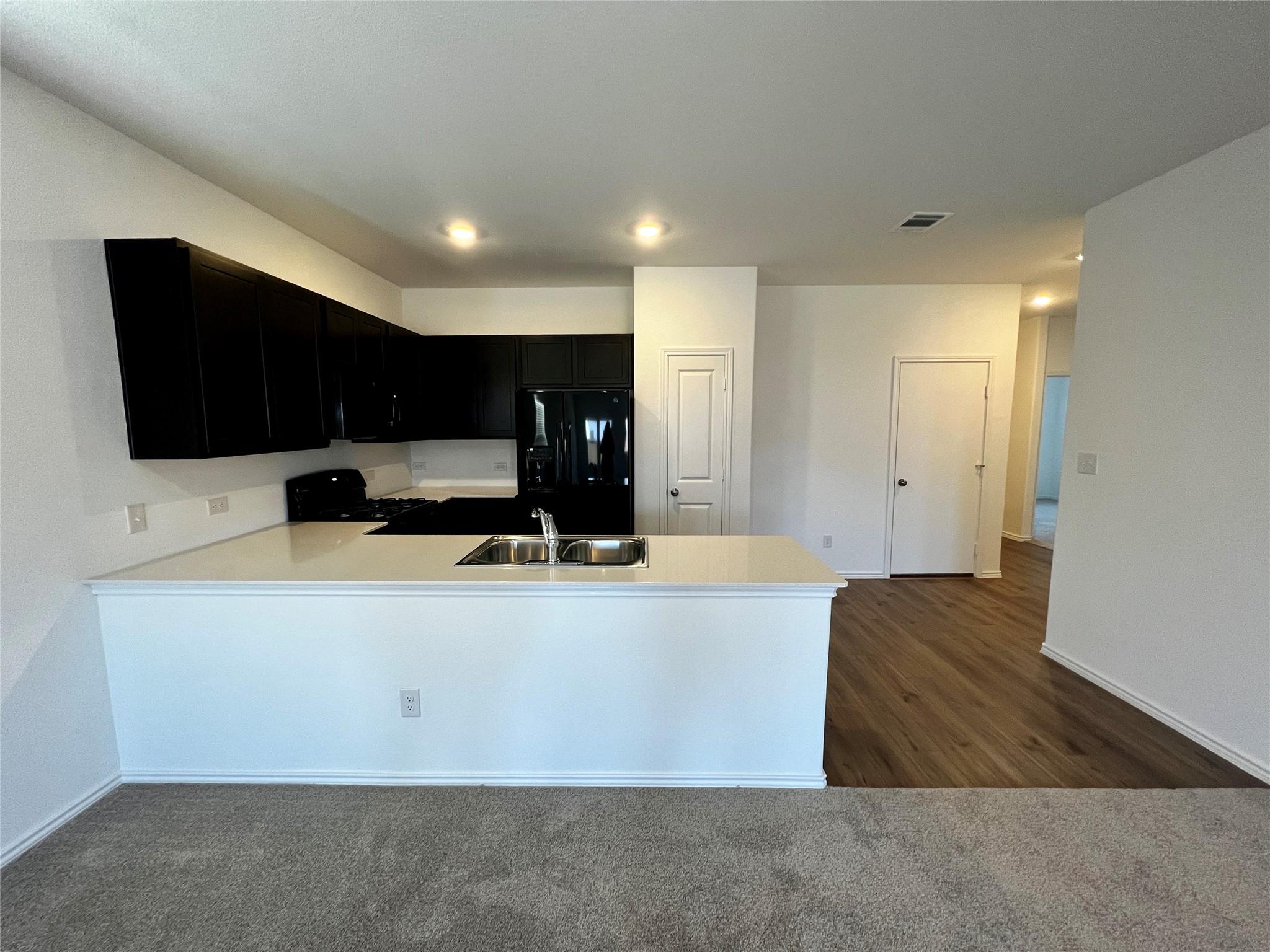 2400 Fullmoon Dr, Lockhart, TX 78644