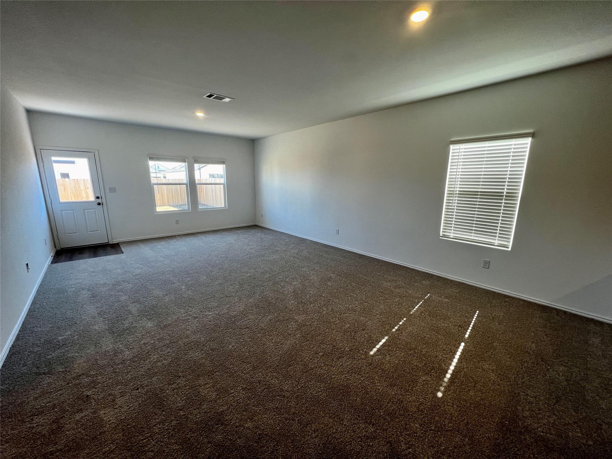 2400 Fullmoon Dr, Lockhart, TX 78644