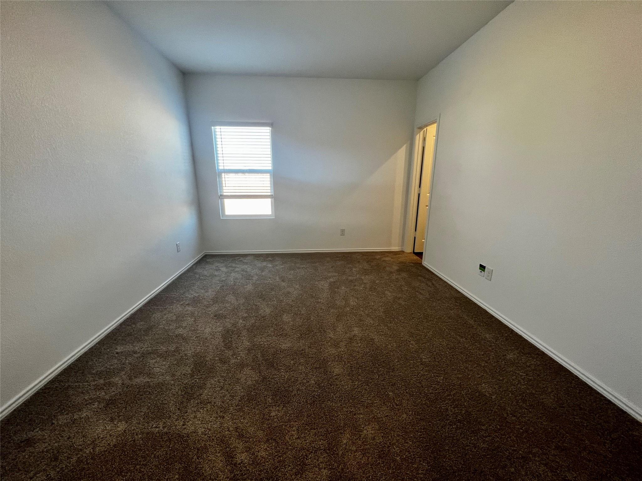 2400 Fullmoon Dr, Lockhart, TX 78644