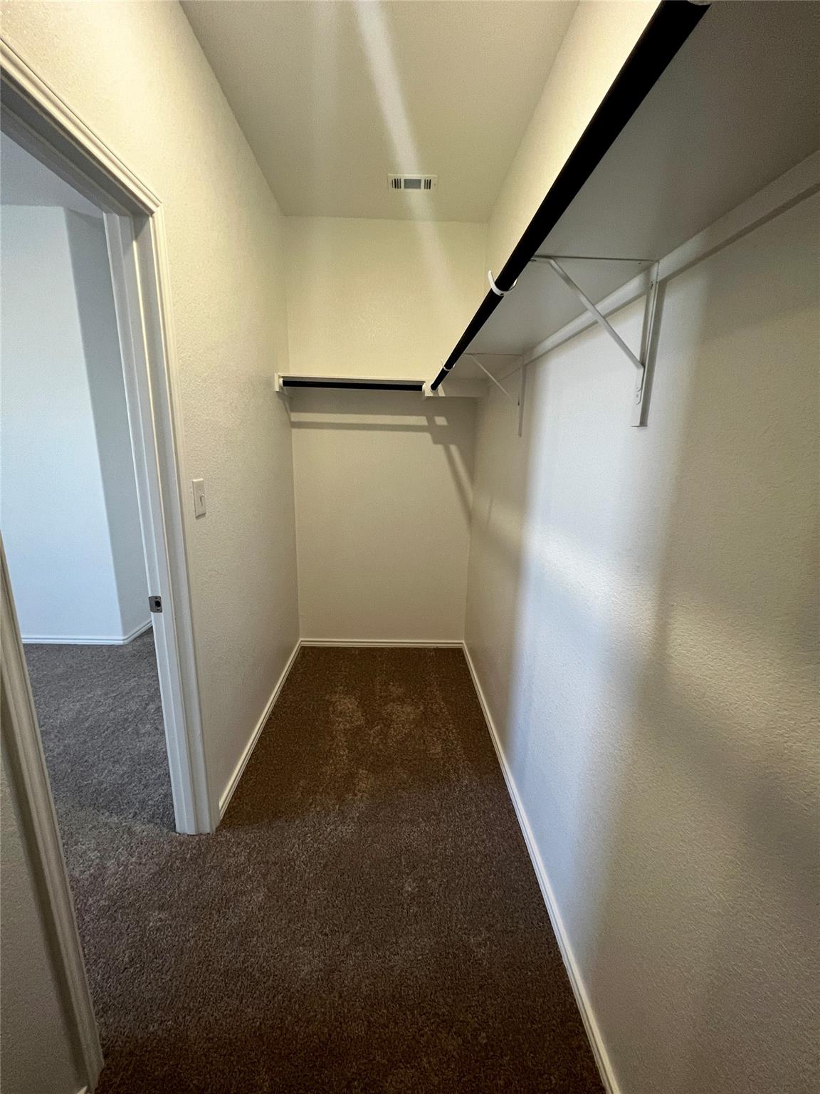 2400 Fullmoon Dr, Lockhart, TX 78644