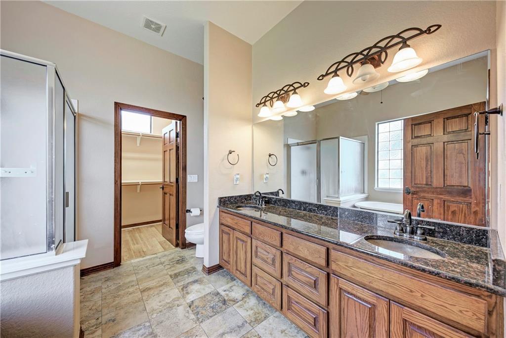 3206 Constitution Dr, Lago Vista, TX 78645