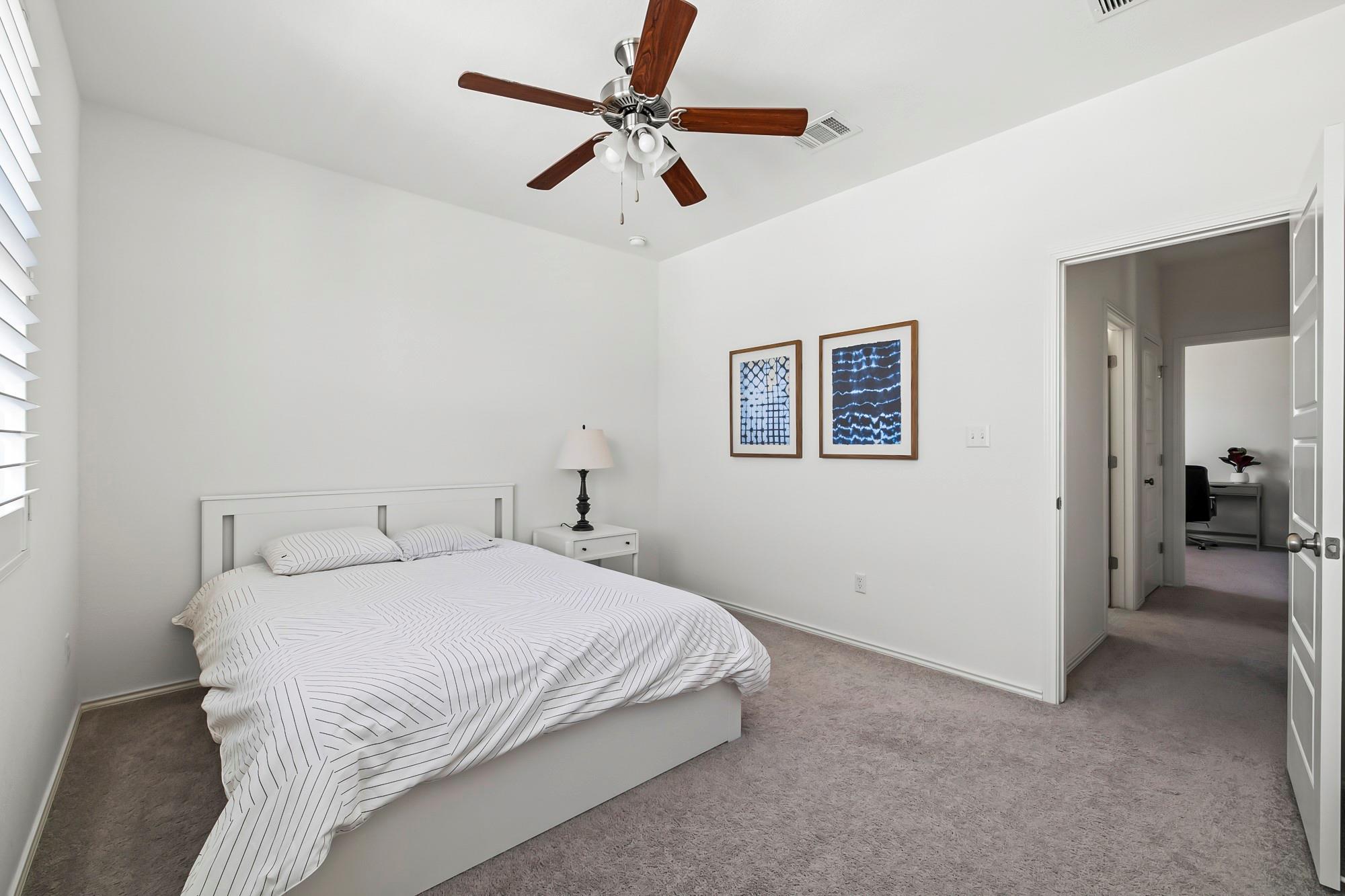 9105 Garnet Dr, Austin, TX 78729