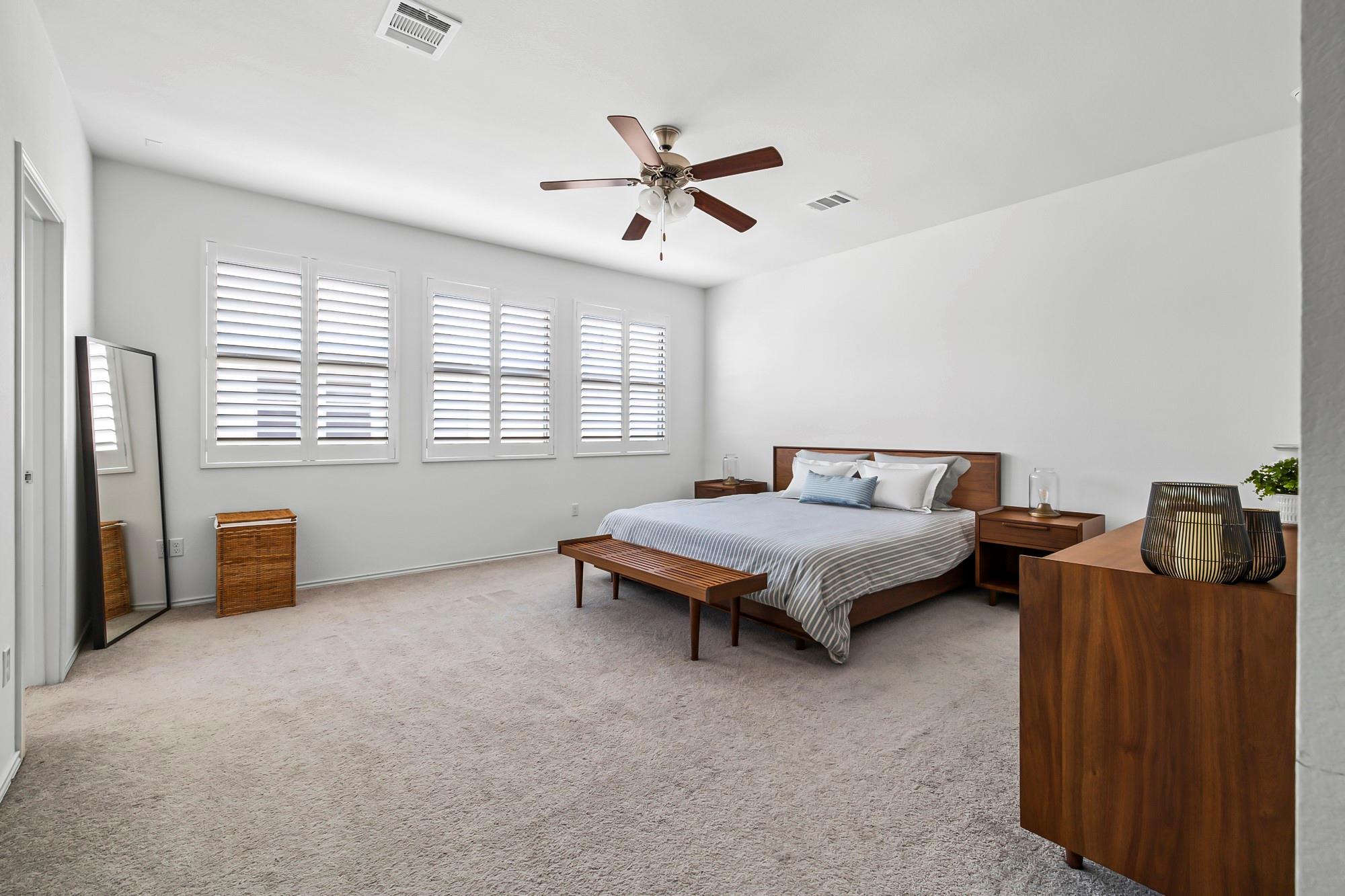 9105 Garnet Dr, Austin, TX 78729