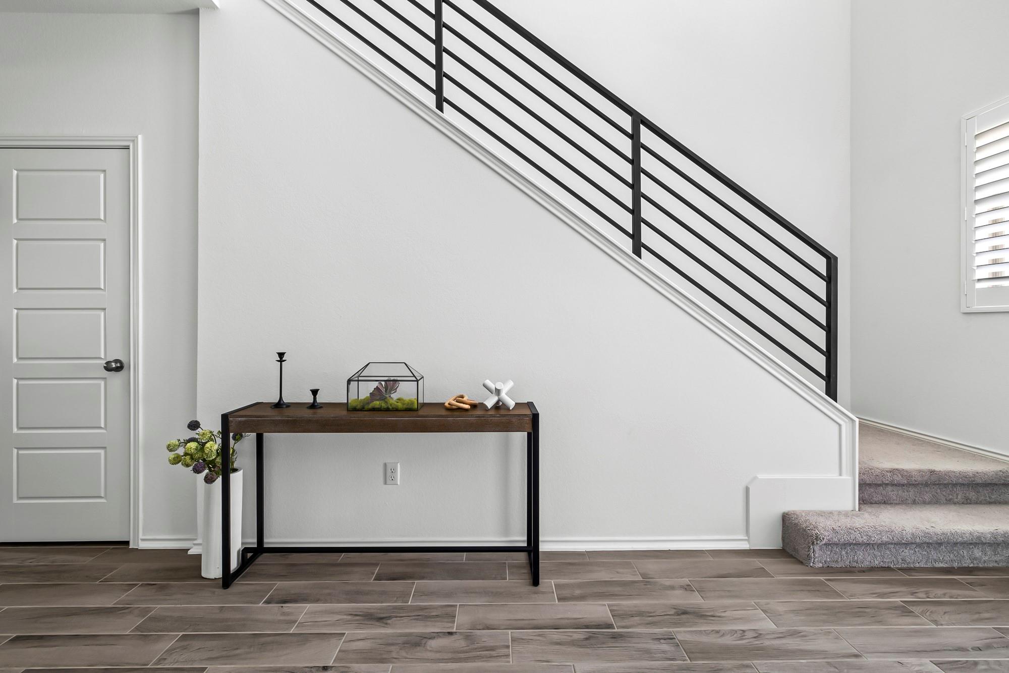 9105 Garnet Dr, Austin, TX 78729