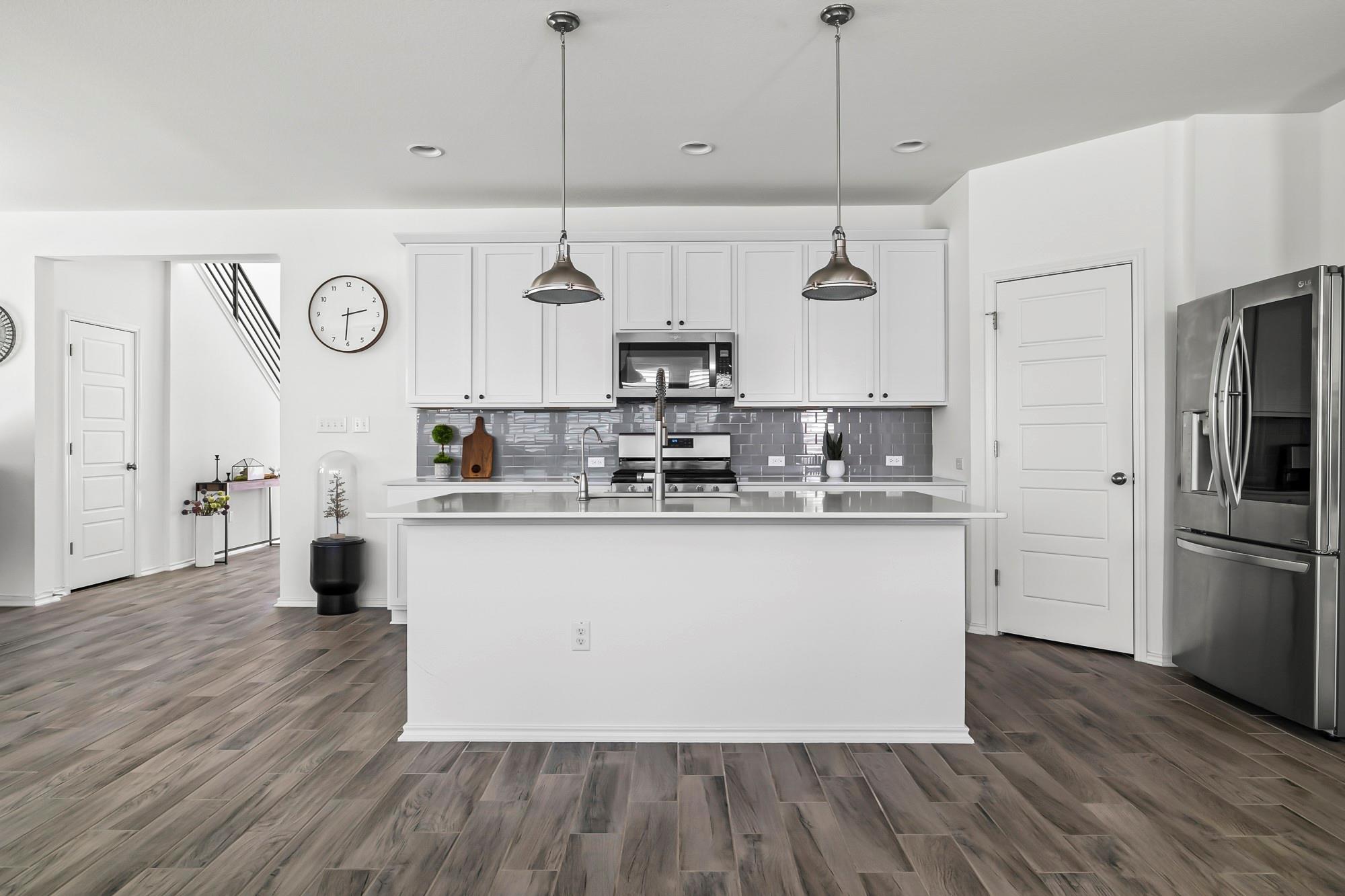 9105 Garnet Dr, Austin, TX 78729