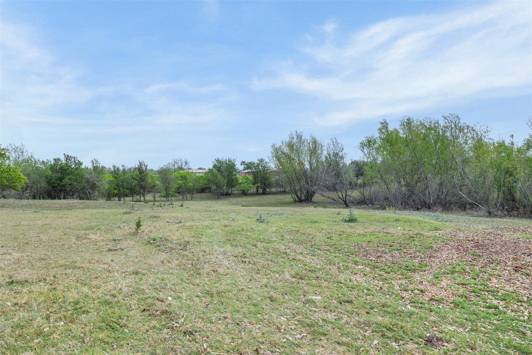 763 Upper Elgin River Rd, Elgin, TX 78621