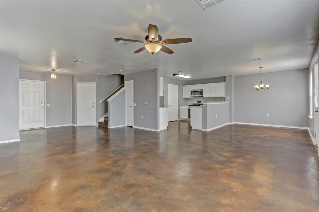 5913 Silver Screen Dr, Austin, TX 78747