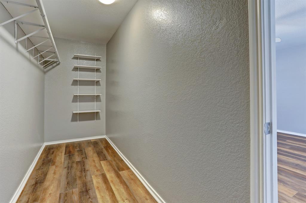 5913 Silver Screen Dr, Austin, TX 78747