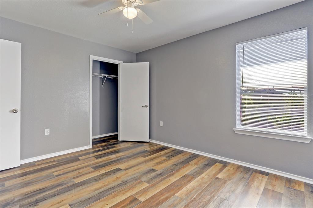 5913 Silver Screen Dr, Austin, TX 78747