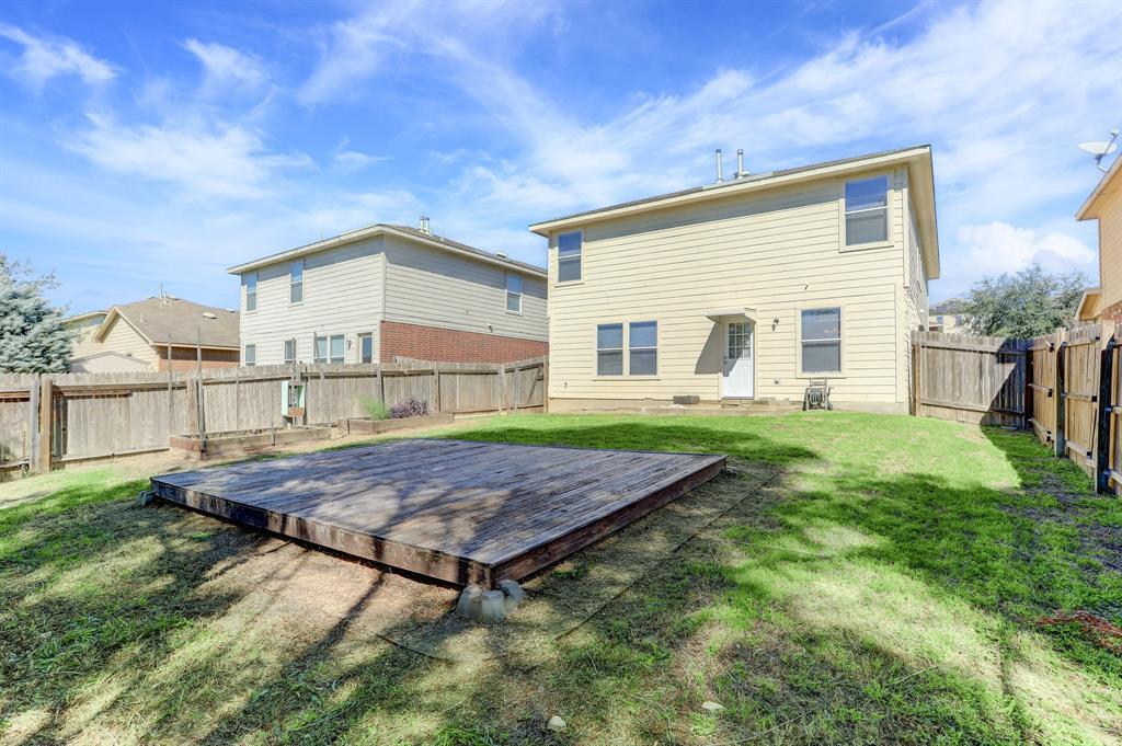 5913 Silver Screen Dr, Austin, TX 78747