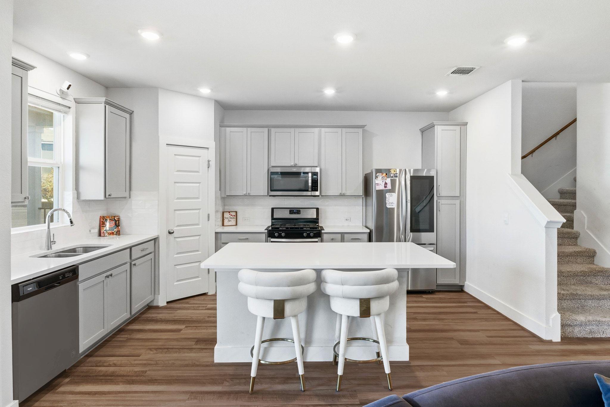 7416 Travertine Spring Dr, Austin, TX 78744