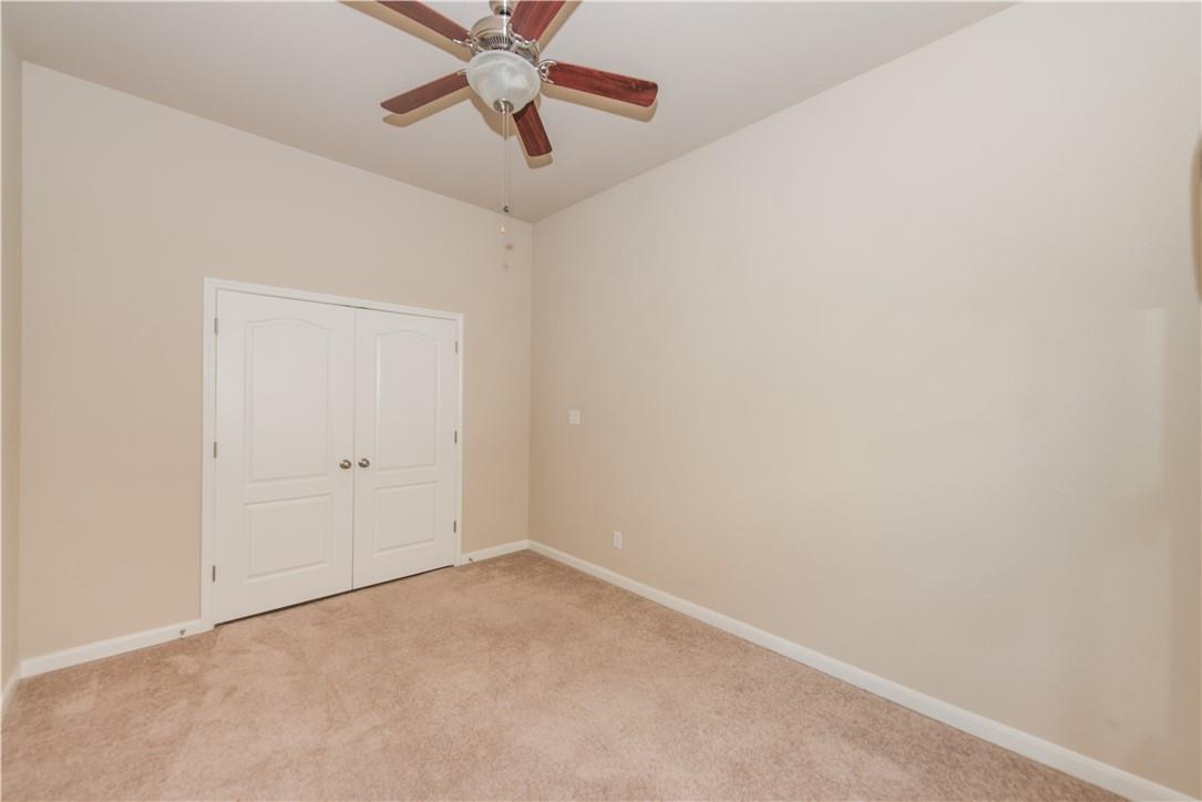 117 Colthorpe Ln, Hutto, TX 78634