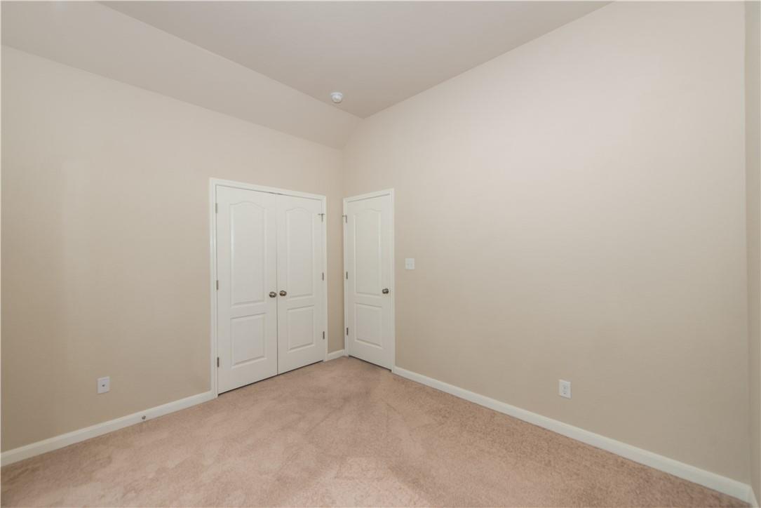 117 Colthorpe Ln, Hutto, TX 78634