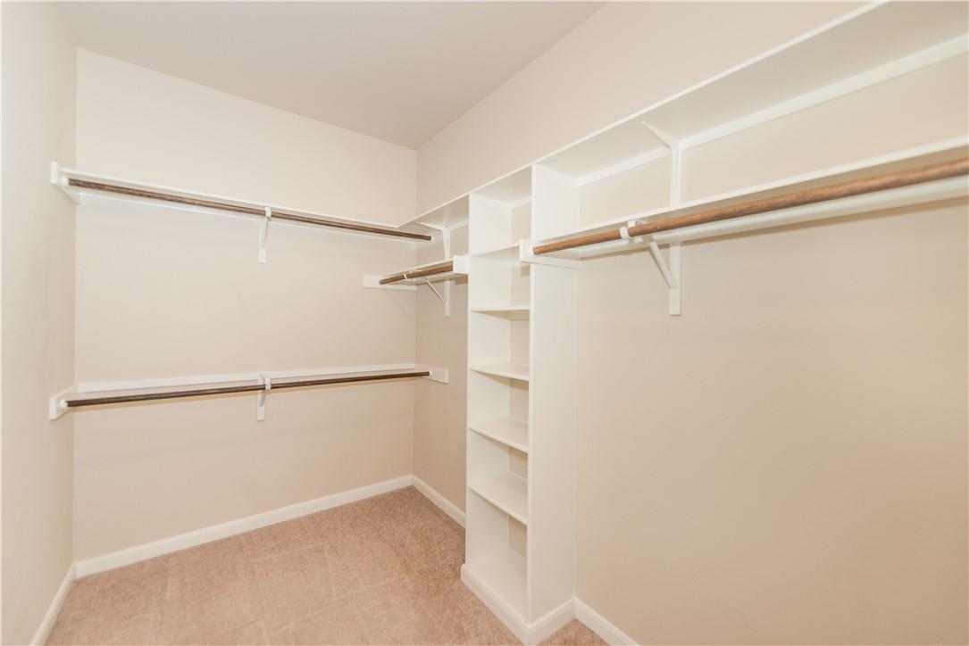 117 Colthorpe Ln, Hutto, TX 78634