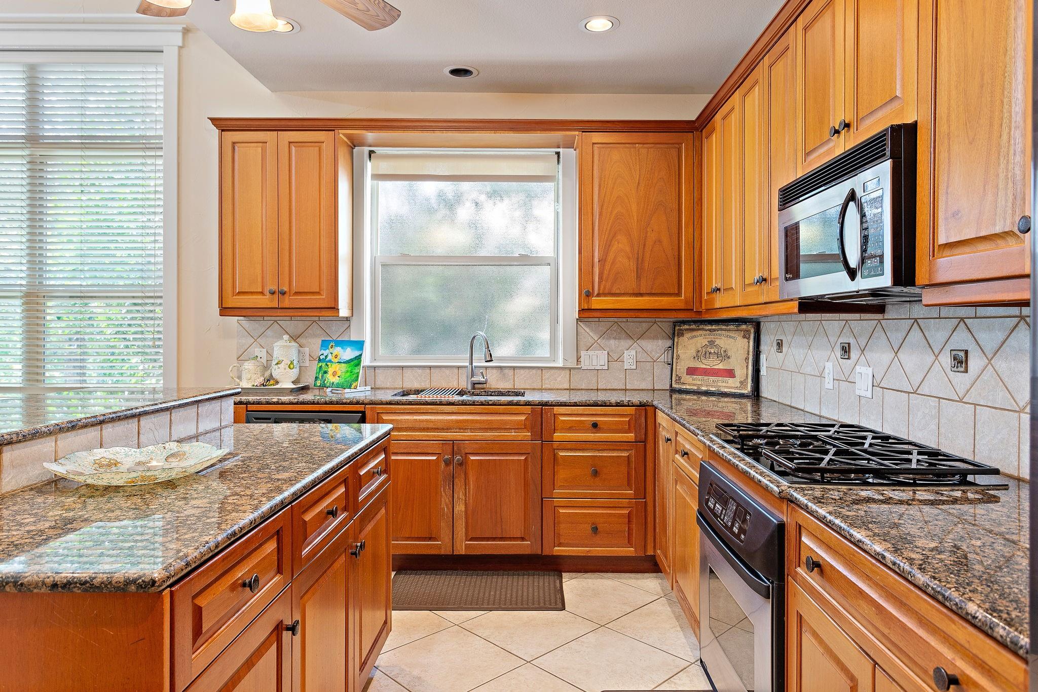 2800 Waymaker Way # 24, Austin, TX 78746