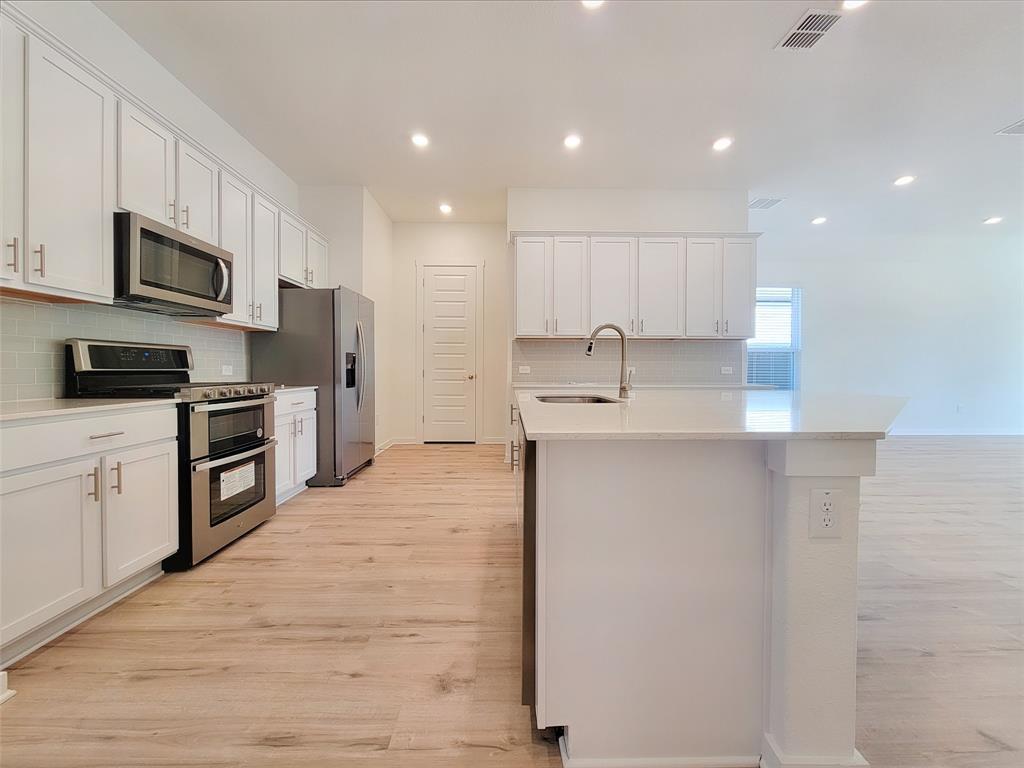 2032 Bobtail Pass, Leander, TX 78641