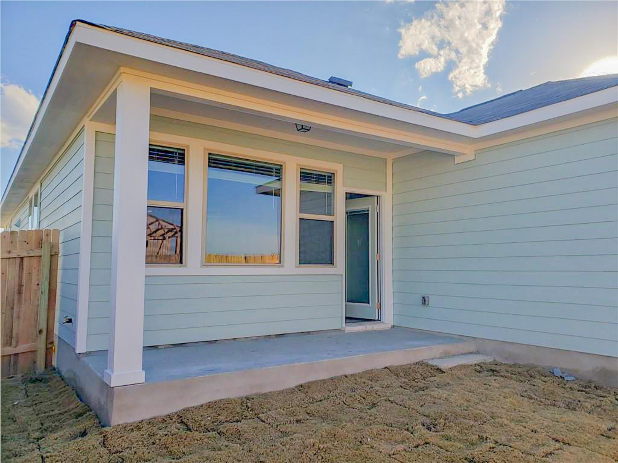 221 El Dorado Rd, Jarrell, TX 76537