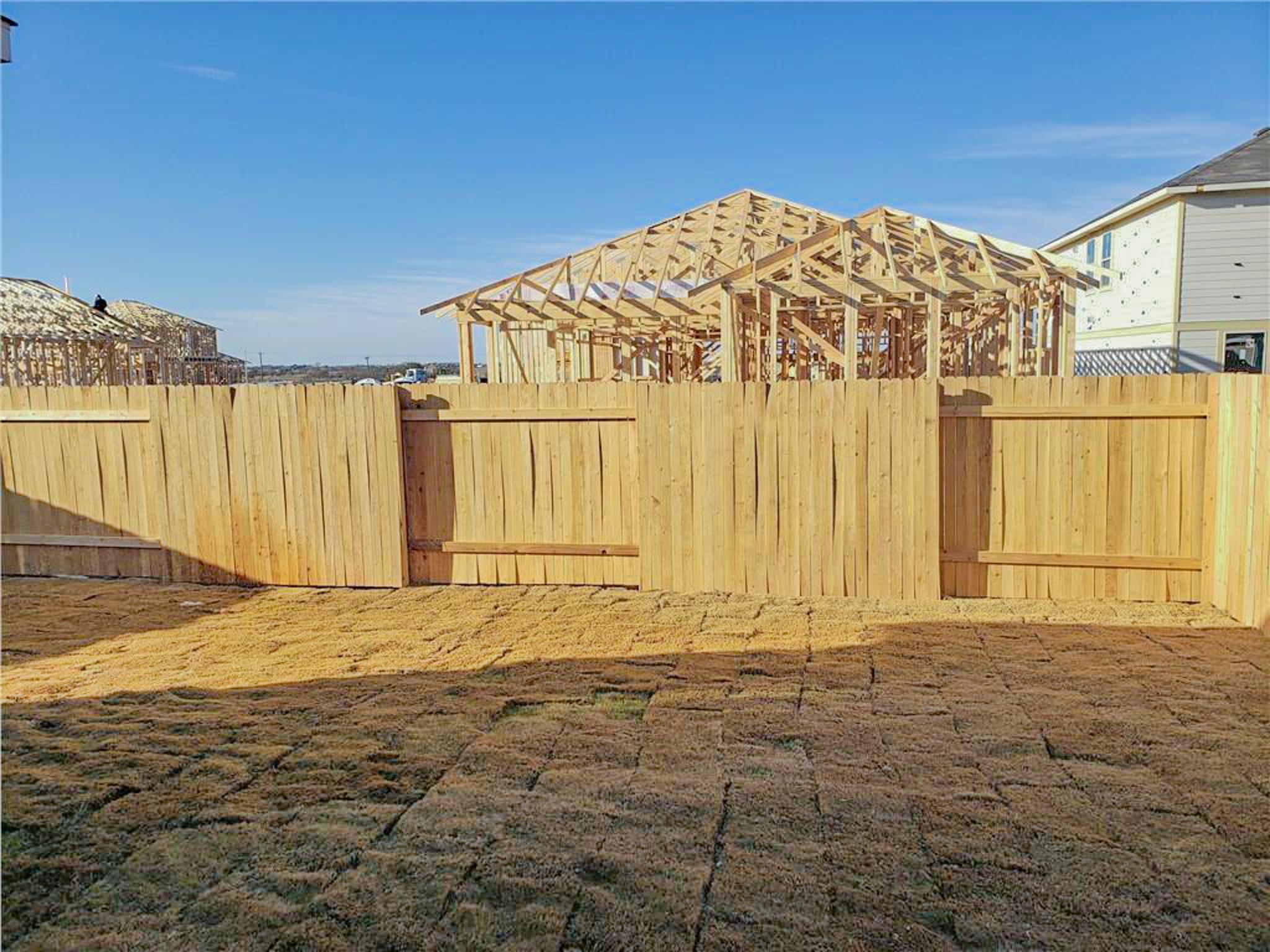 221 El Dorado Rd, Jarrell, TX 76537