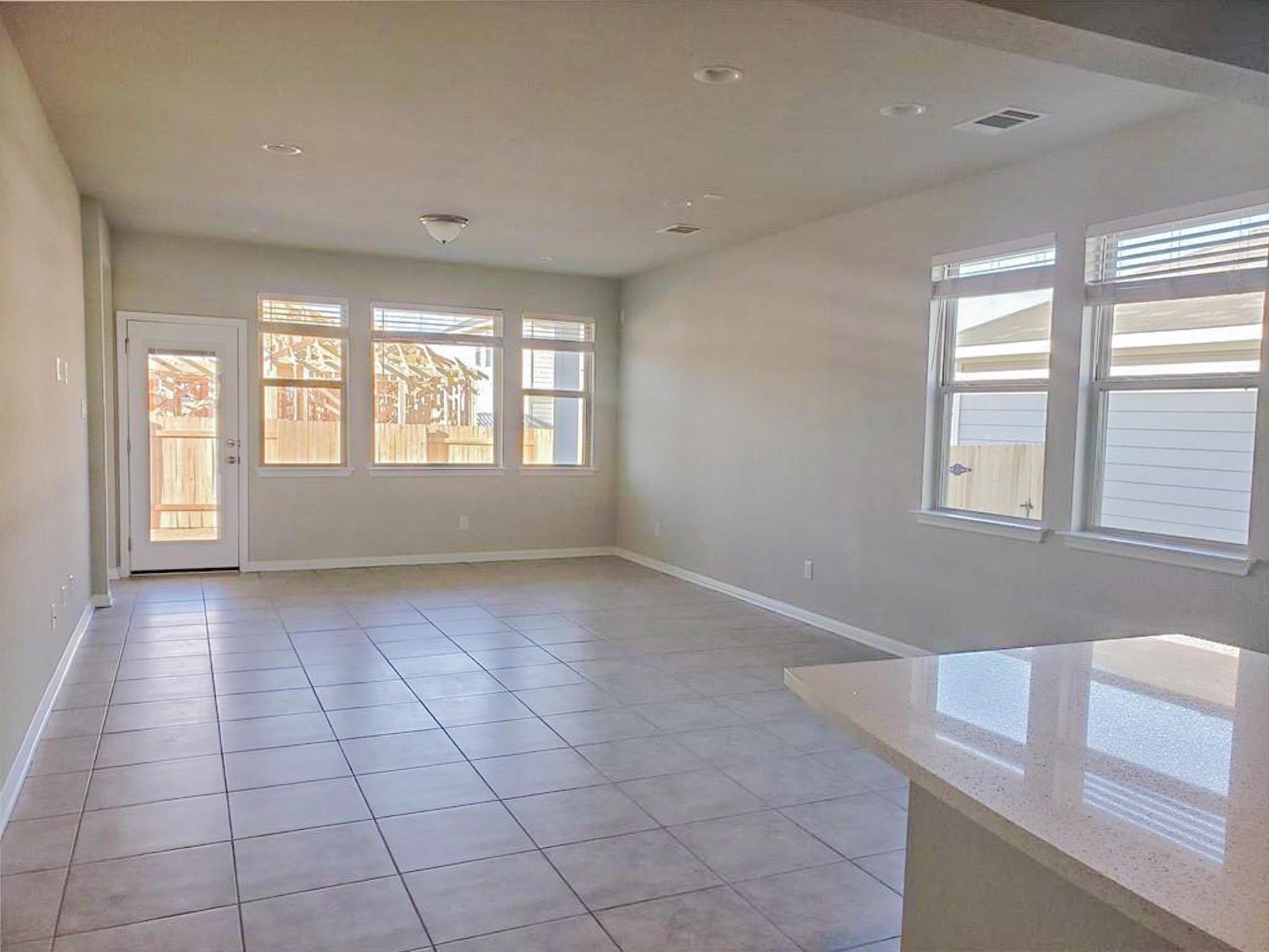 221 El Dorado Rd, Jarrell, TX 76537