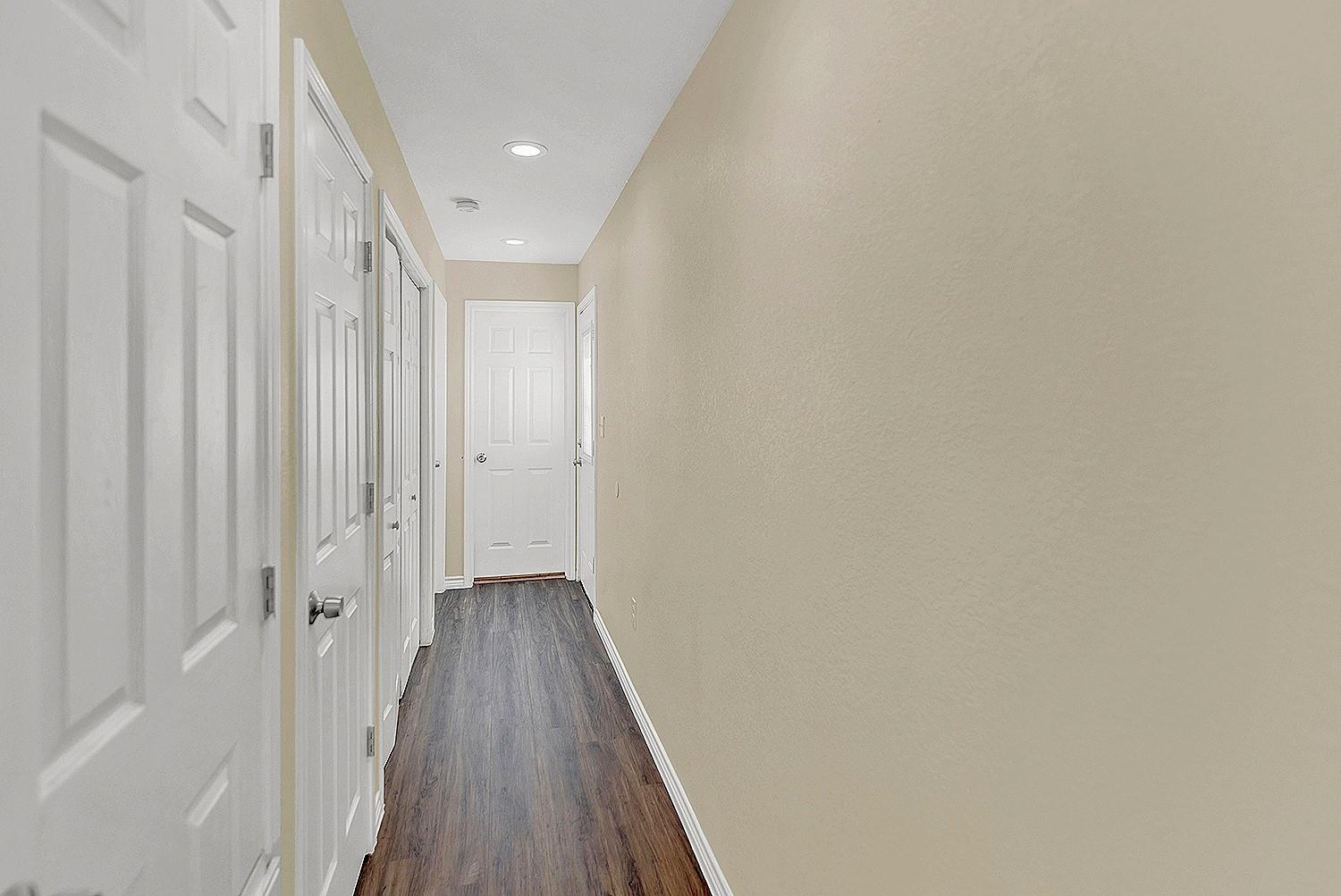 207 Oakwood Loop, San Marcos, TX 78666