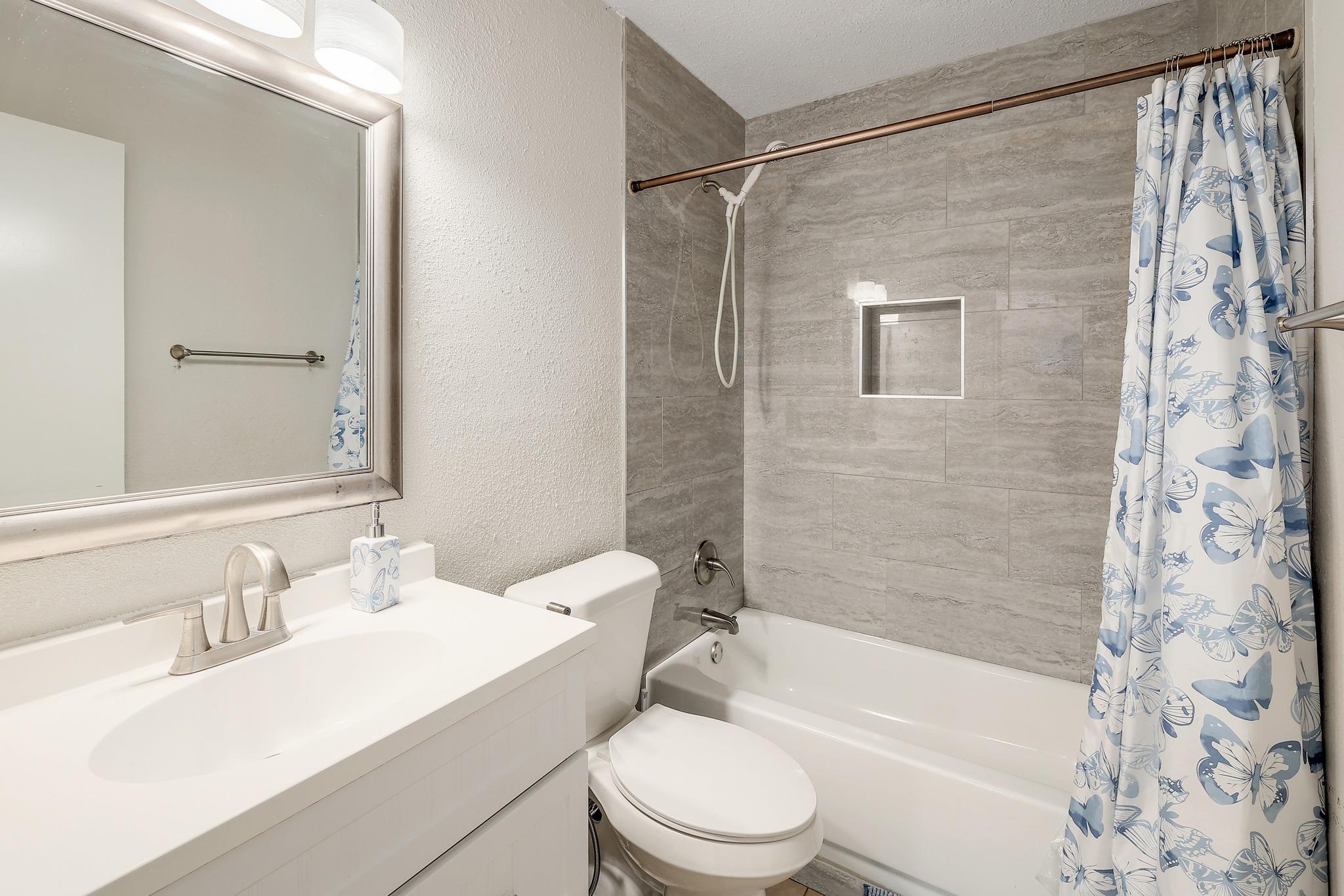 9901 Parliament House Rd, Austin, TX 78729