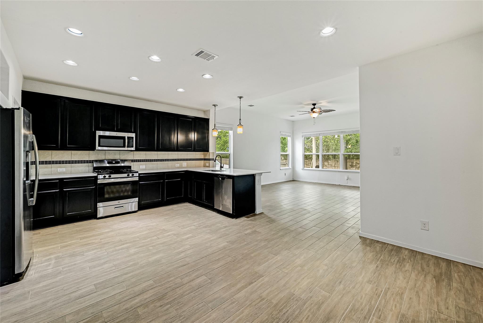13701 Ronald W Reagan Blvd # 68, Cedar Park, TX 78613