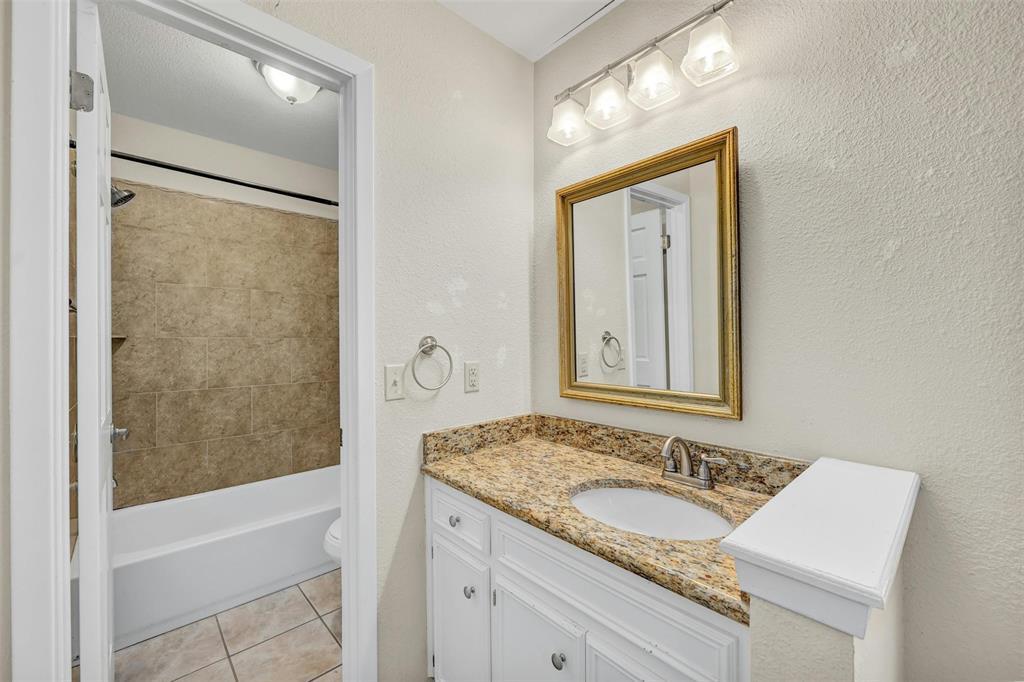 10616 Mellow Mdws # 11C, Austin, TX 78750