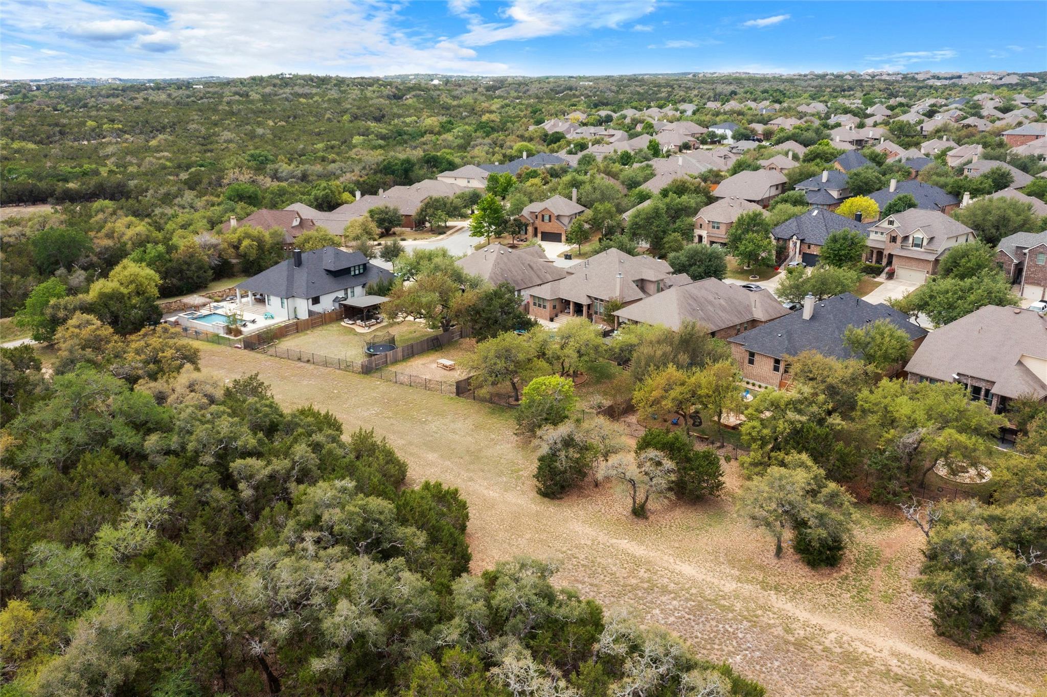 425 Catalina Ln, Austin, TX 78737