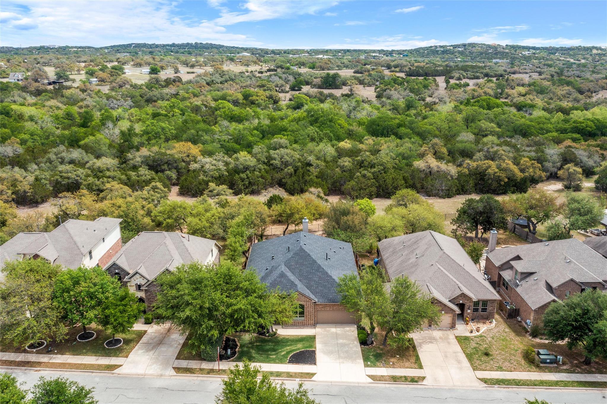 425 Catalina Ln, Austin, TX 78737
