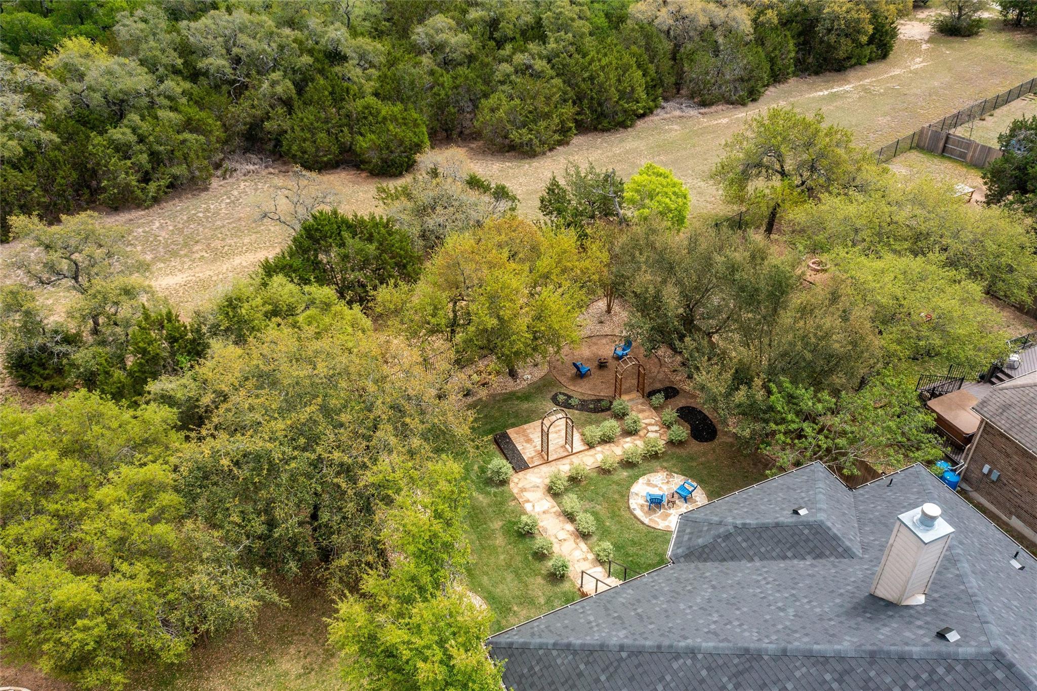 425 Catalina Ln, Austin, TX 78737