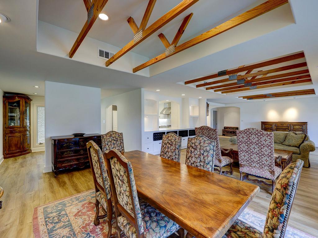 903 Vanguard St, Lakeway, TX 78734