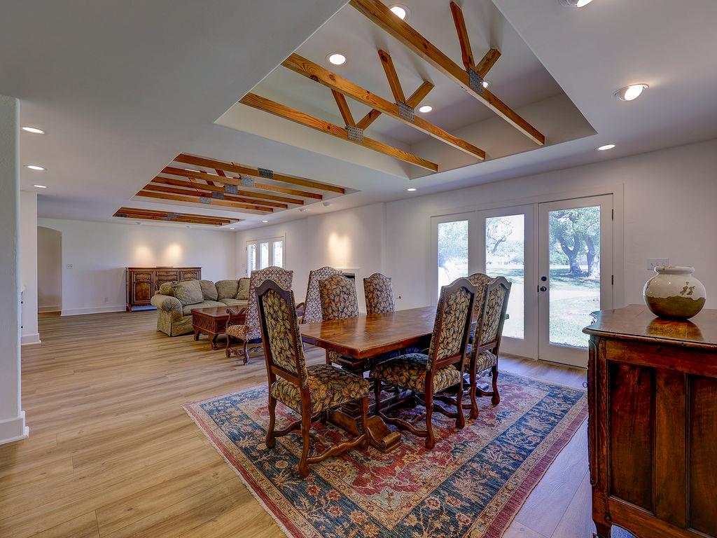 903 Vanguard St, Lakeway, TX 78734