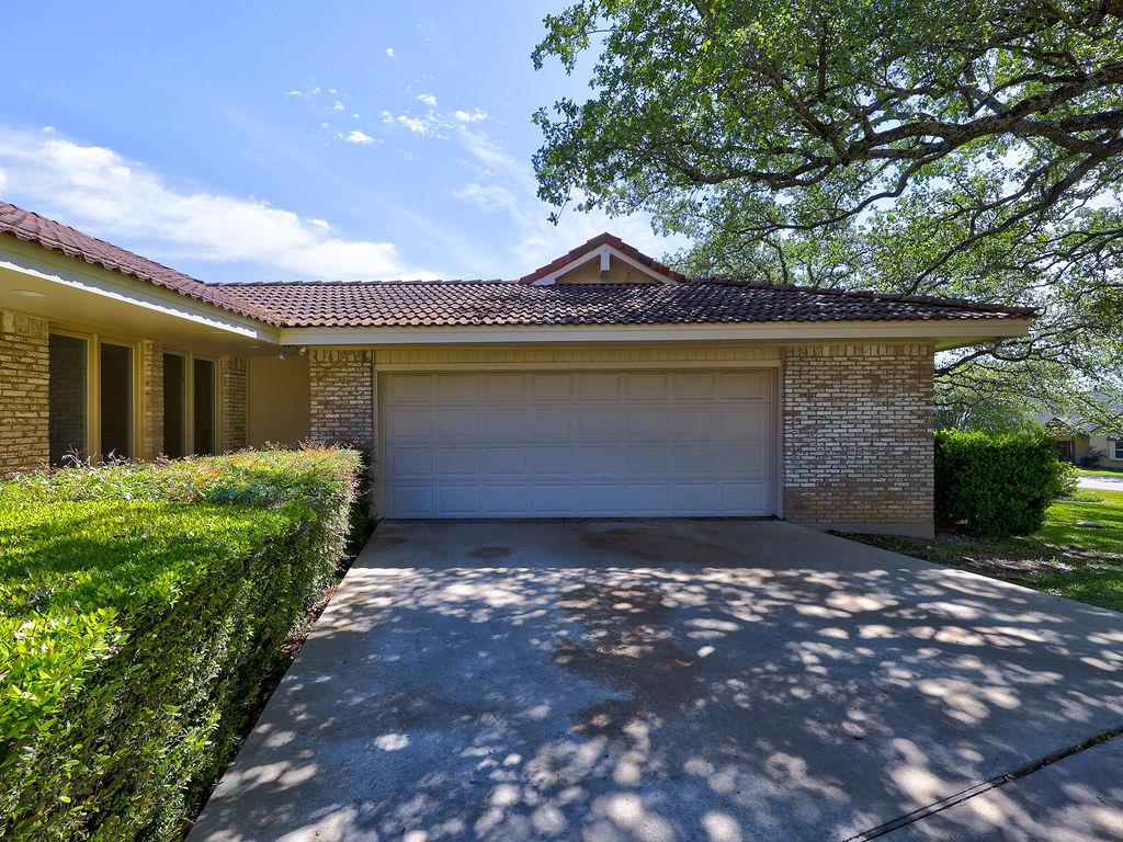 903 Vanguard St, Lakeway, TX 78734