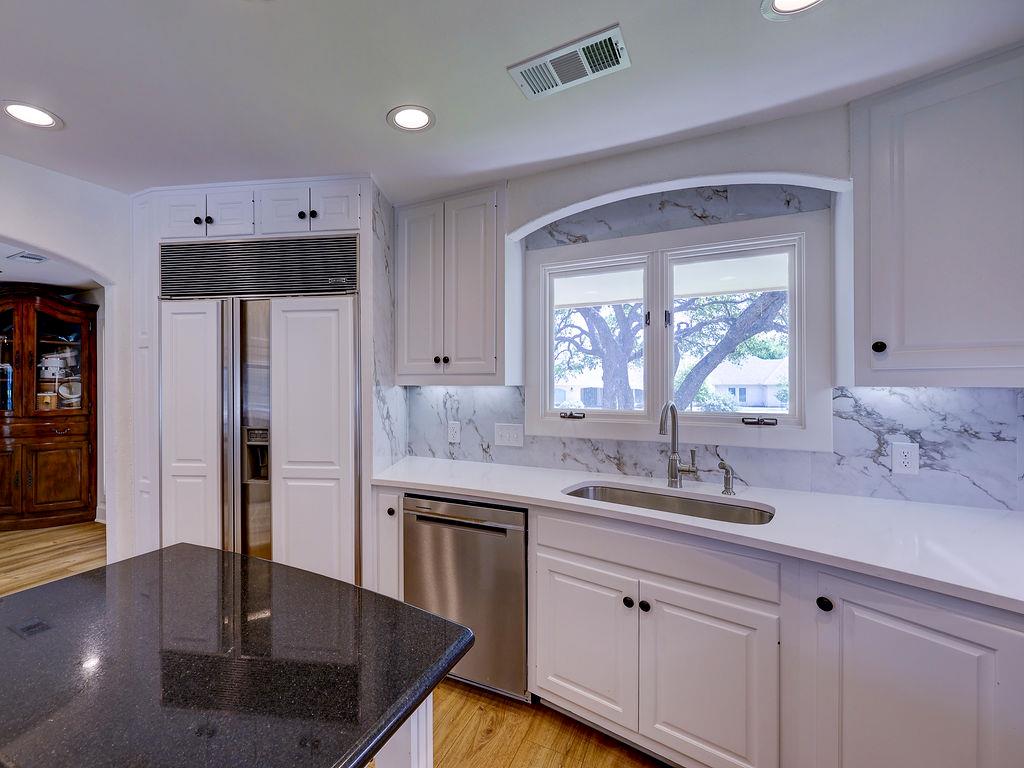 903 Vanguard St, Lakeway, TX 78734