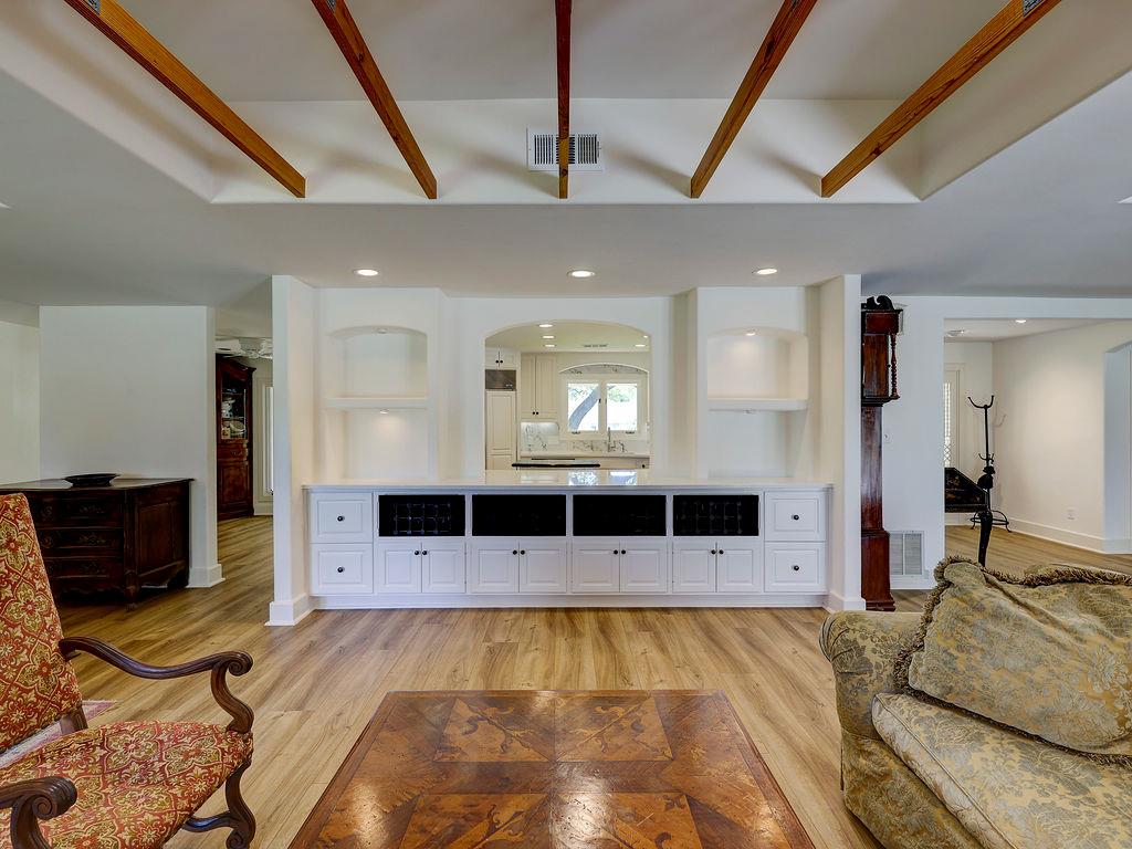 903 Vanguard St, Lakeway, TX 78734