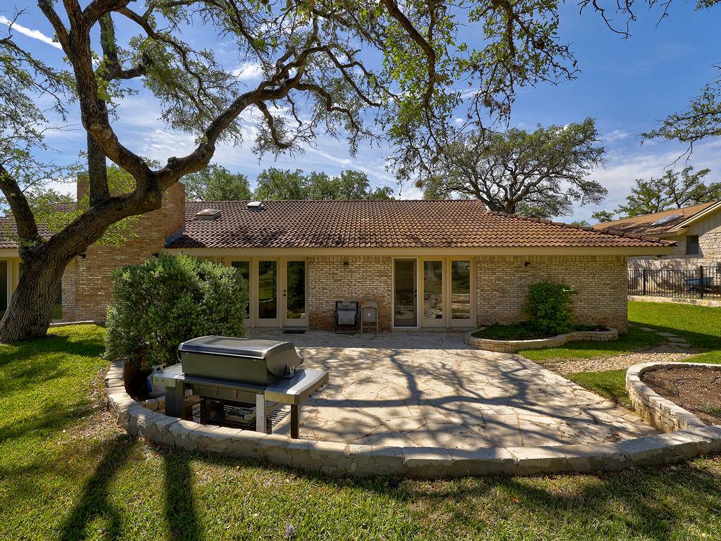 903 Vanguard St, Lakeway, TX 78734