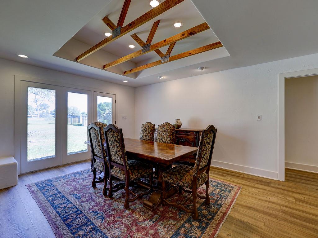 903 Vanguard St, Lakeway, TX 78734