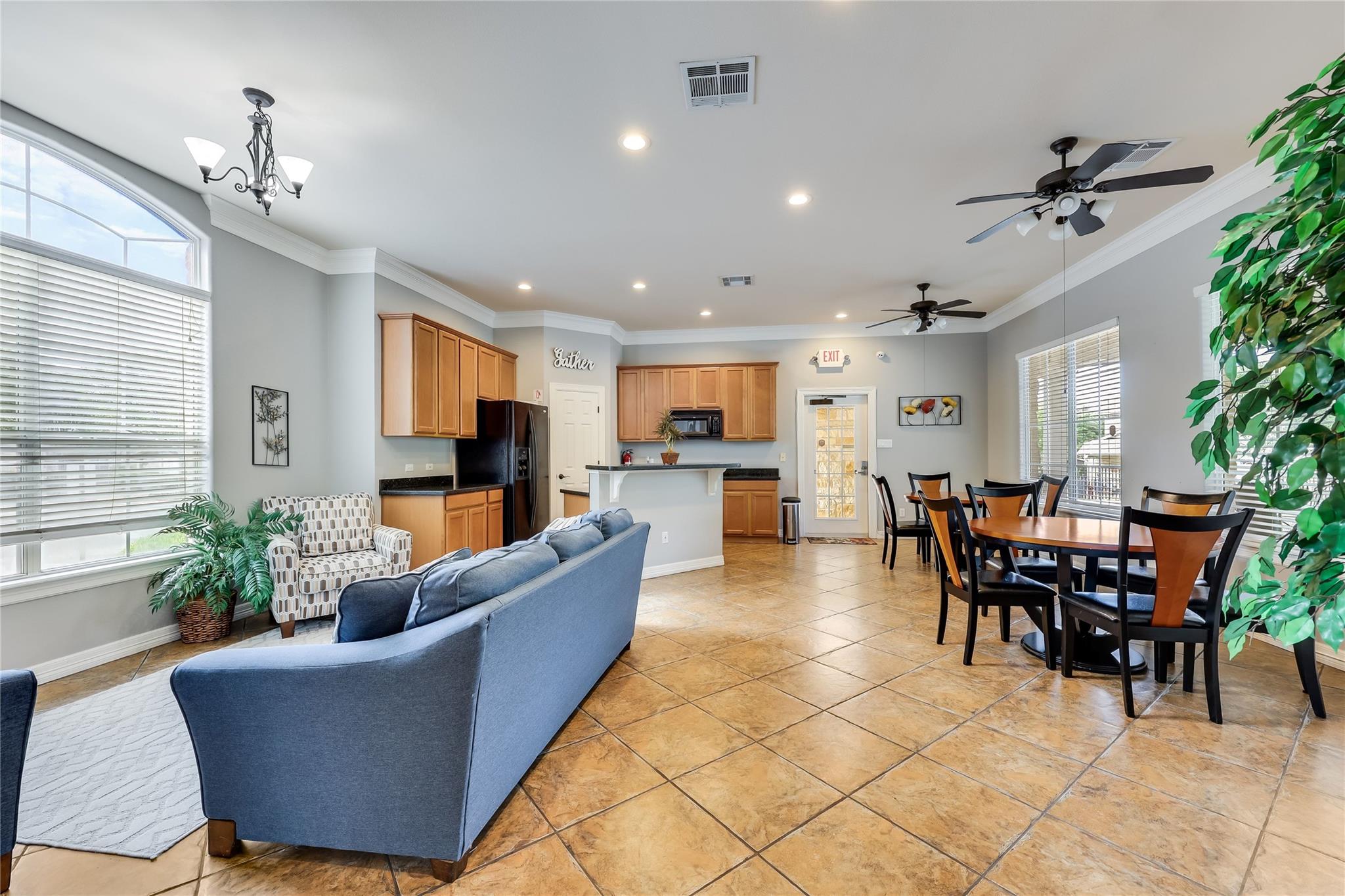 1900 Scofield Ridge Pkwy # 501, Austin, TX 78727