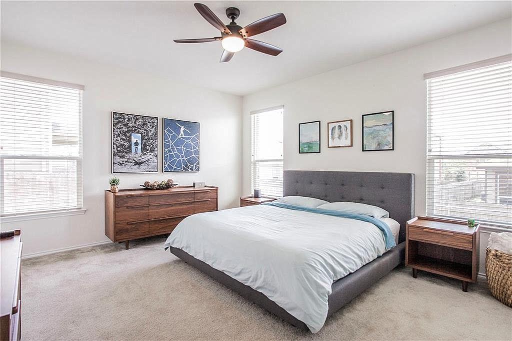 811 Sawbuck Dr, Pflugerville, TX 78660