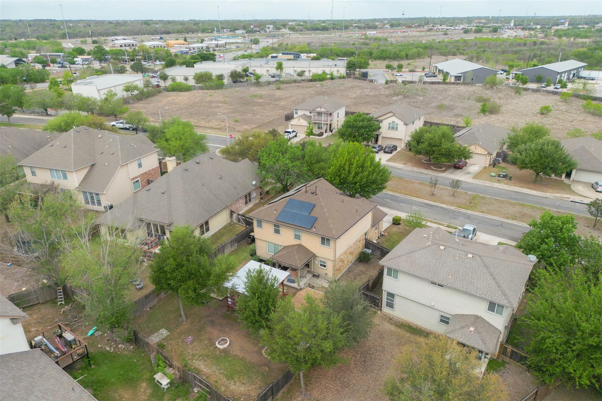 1072 Four Seasons Farm Dr, Kyle, TX 78640