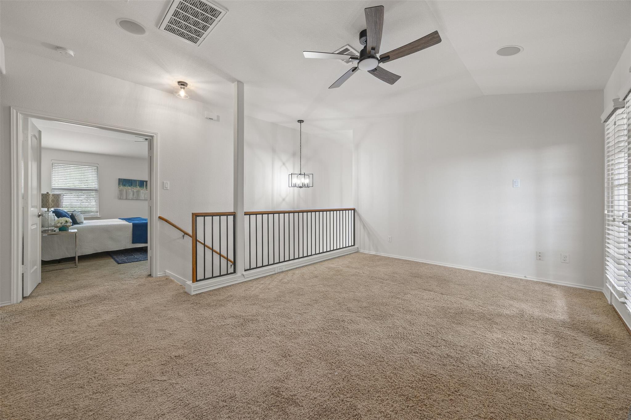 1072 Four Seasons Farm Dr, Kyle, TX 78640