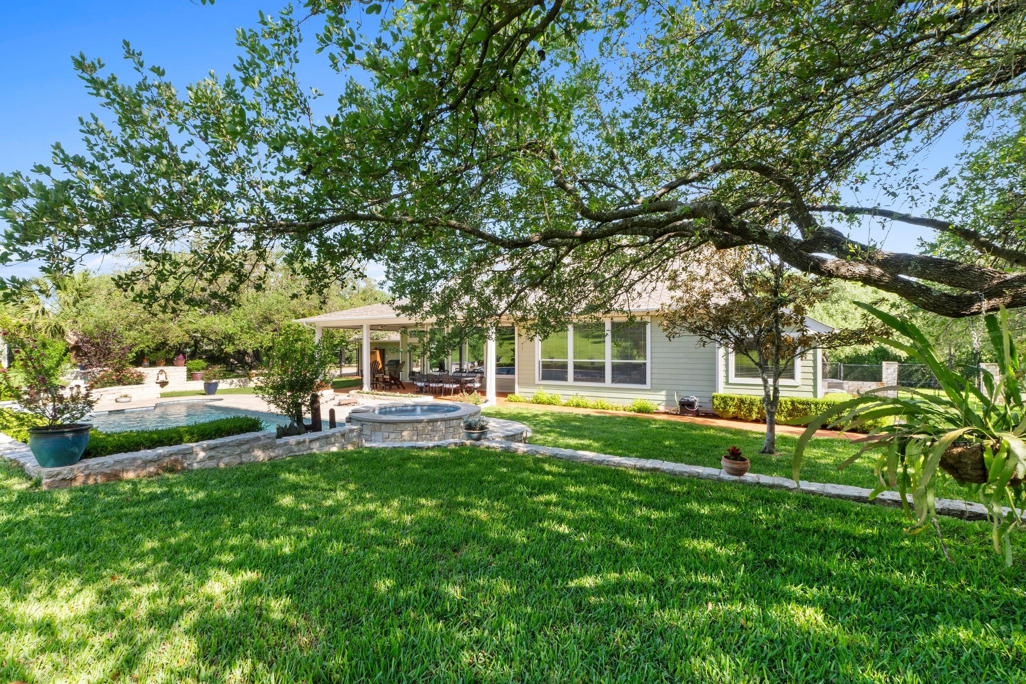 135 N TUMBLEWEED Trl, Austin, TX 78733