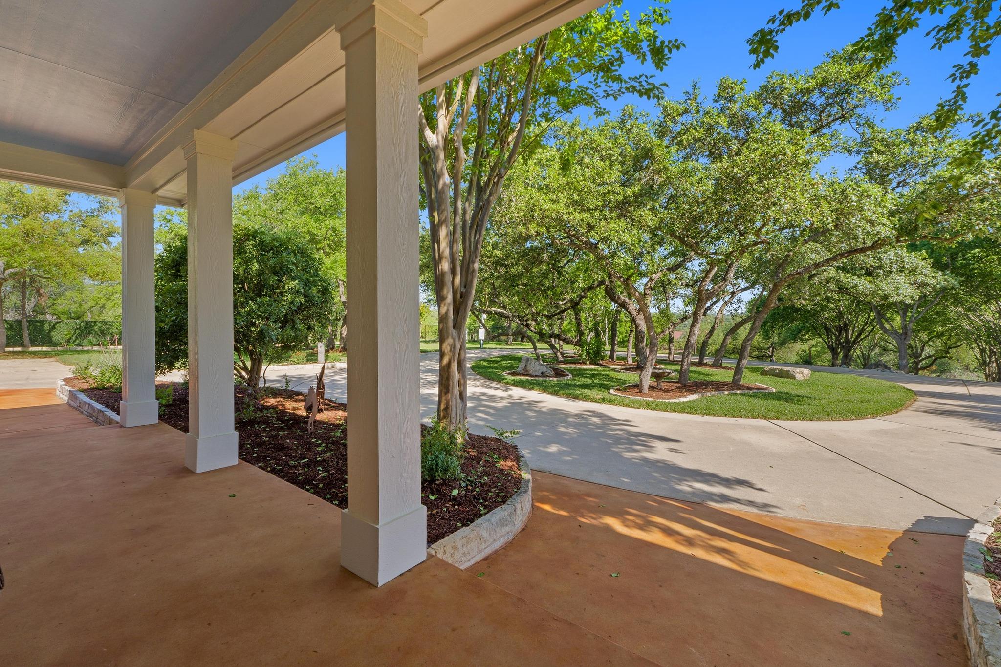 135 N TUMBLEWEED Trl, Austin, TX 78733