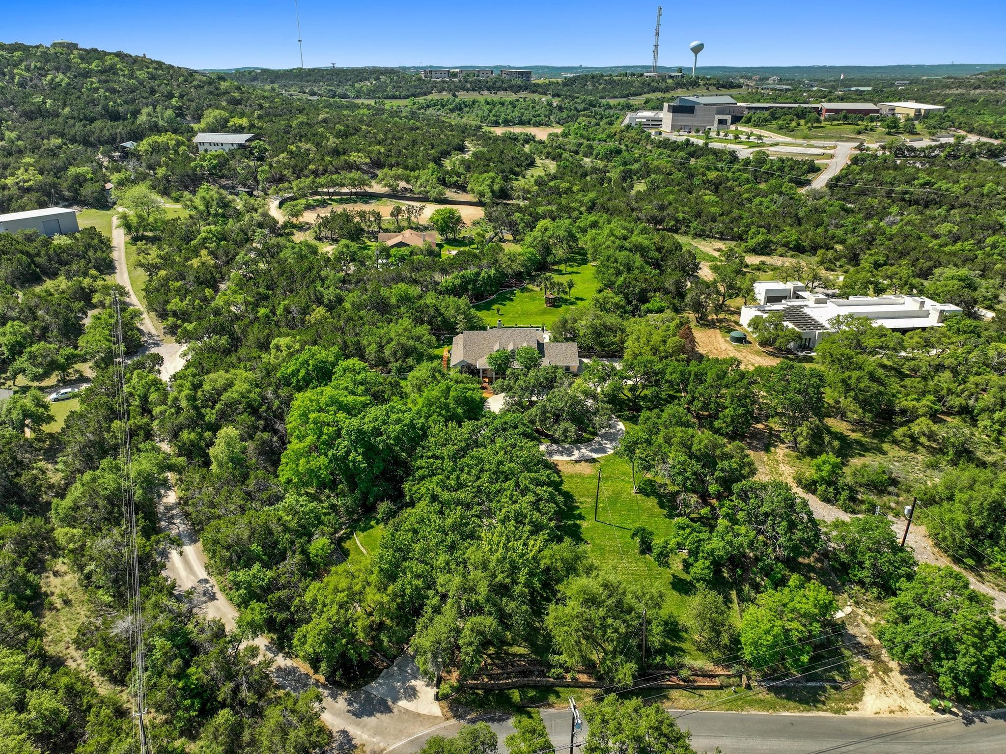 135 N TUMBLEWEED Trl, Austin, TX 78733