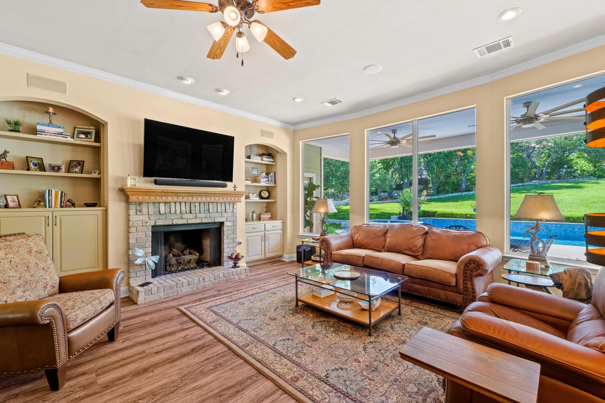 135 N TUMBLEWEED Trl, Austin, TX 78733