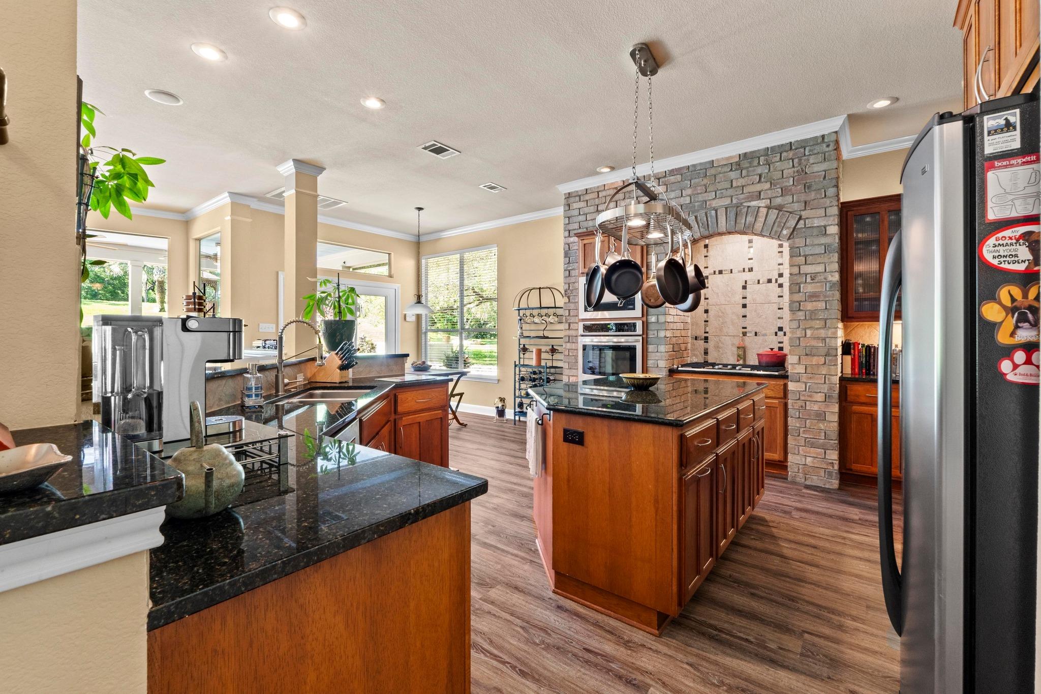 135 N TUMBLEWEED Trl, Austin, TX 78733