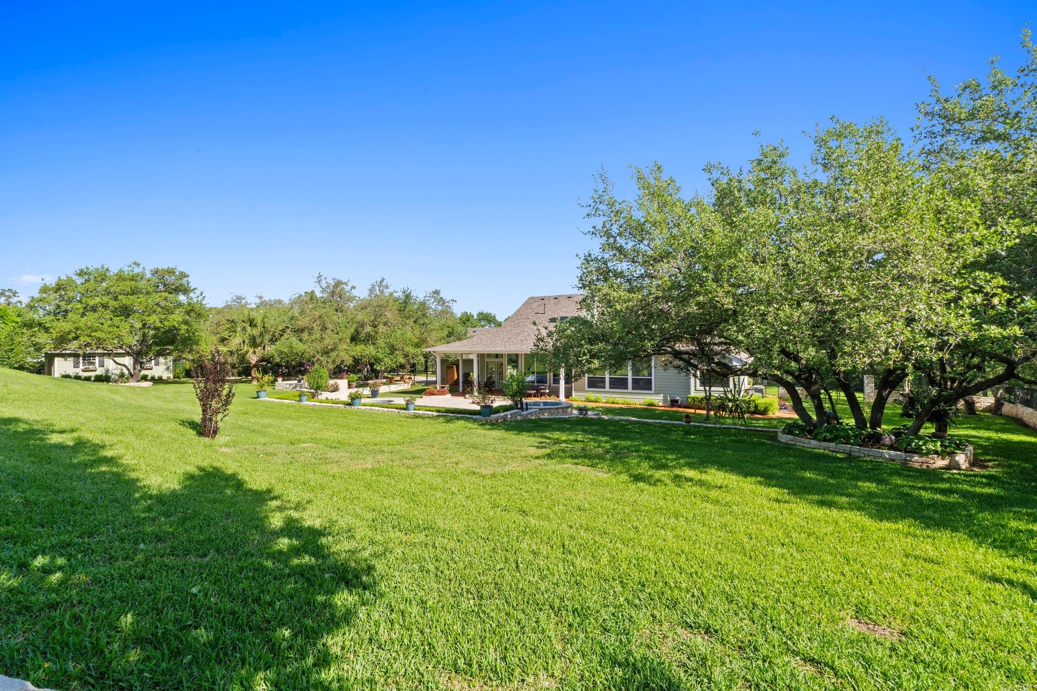 135 N TUMBLEWEED Trl, Austin, TX 78733