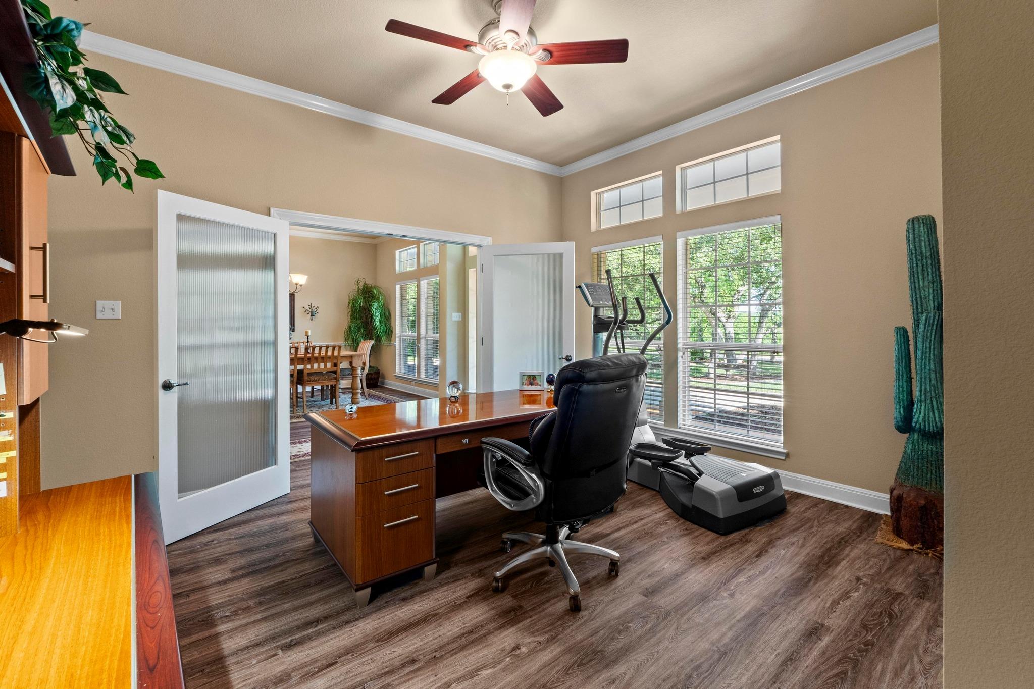 135 N TUMBLEWEED Trl, Austin, TX 78733